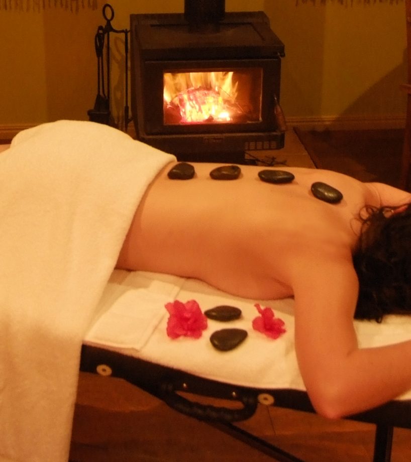 Spa đông y massage trị liệu đau mỏi lưng  uy tín tại TPHCM